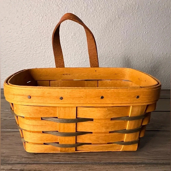 Longaberger 1997 Hanging Small Key Basket, liner, Protector approx 7"X 3.5" X 5” - Picture 6 of 8